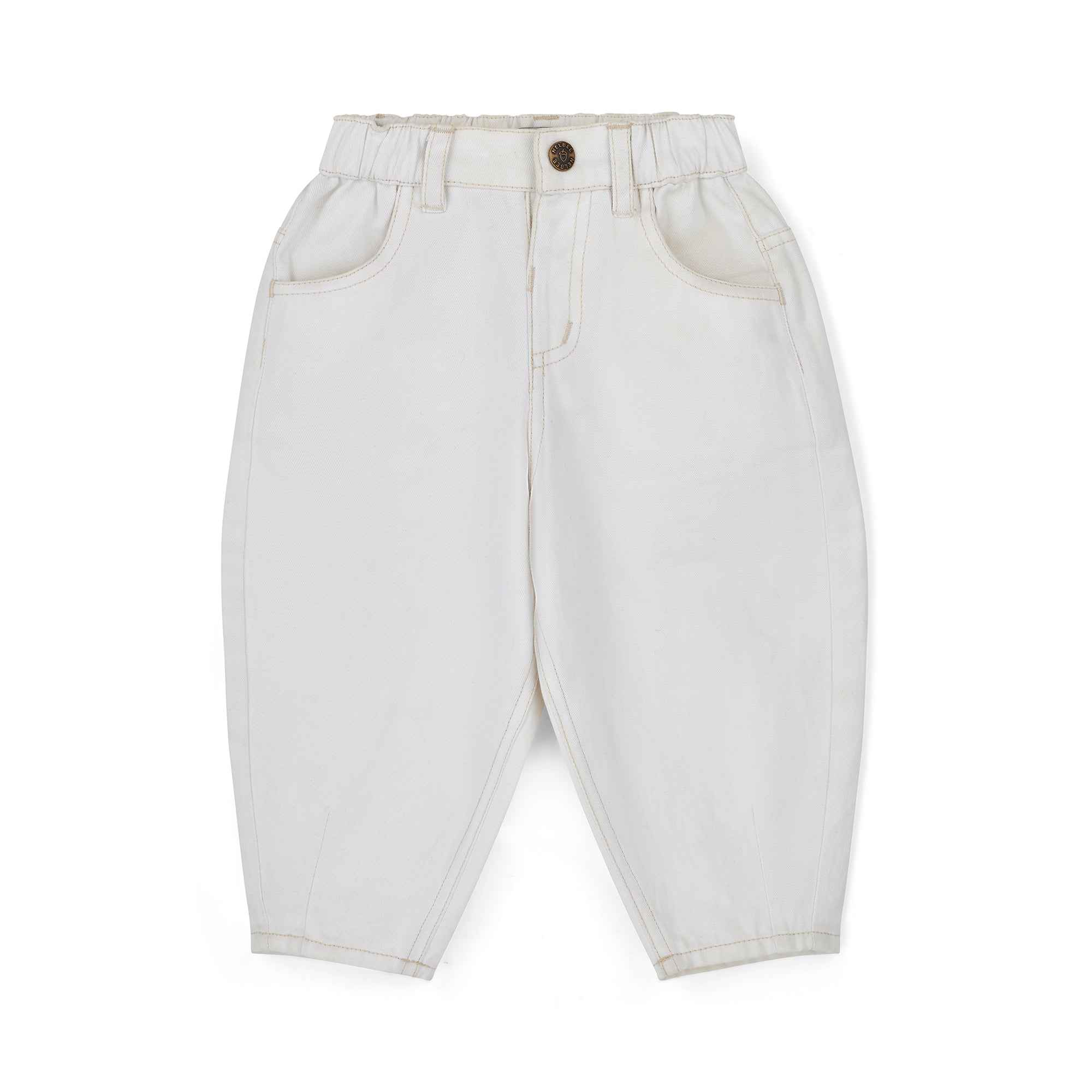 NELBEE creamy jeans on a white background